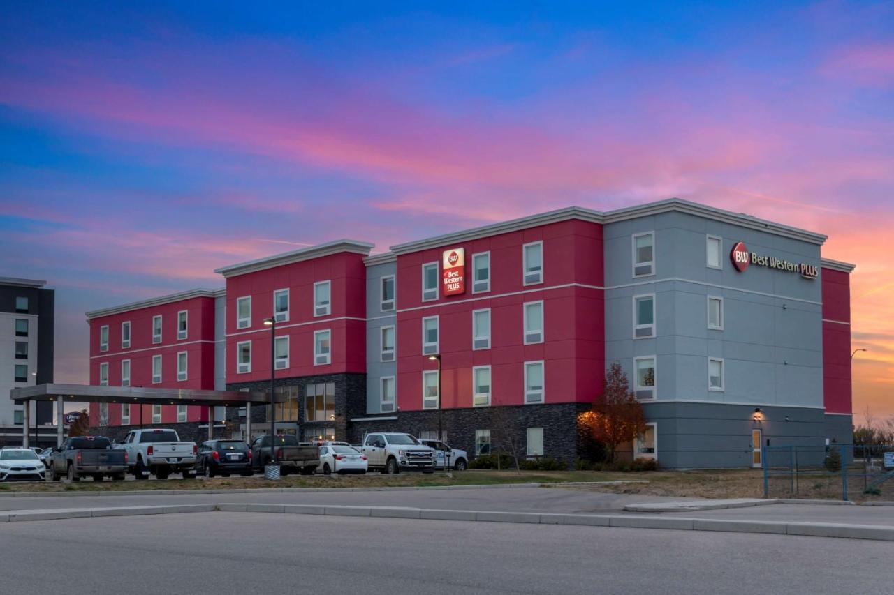 Best Western Plus Airport Inn & Suites Saskatoon Eksteriør billede