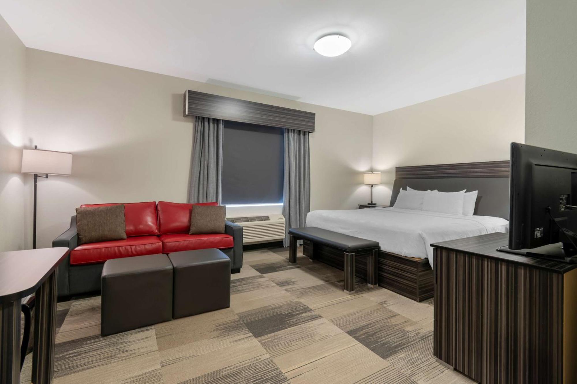 Best Western Plus Airport Inn & Suites Saskatoon Eksteriør billede