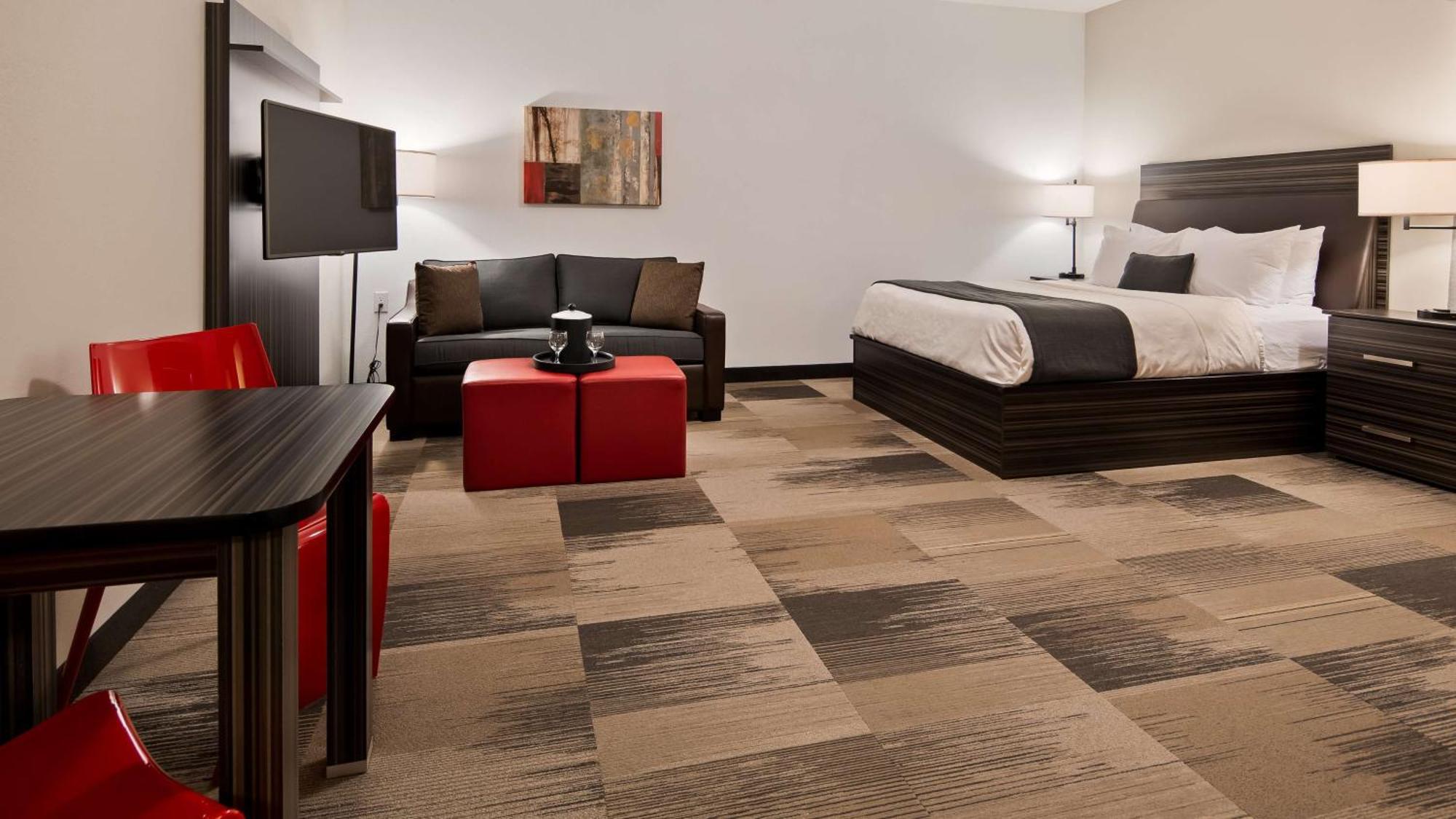 Best Western Plus Airport Inn & Suites Saskatoon Eksteriør billede