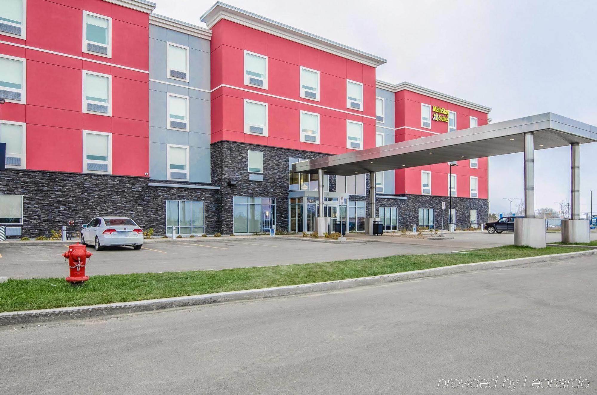 Best Western Plus Airport Inn & Suites Saskatoon Eksteriør billede