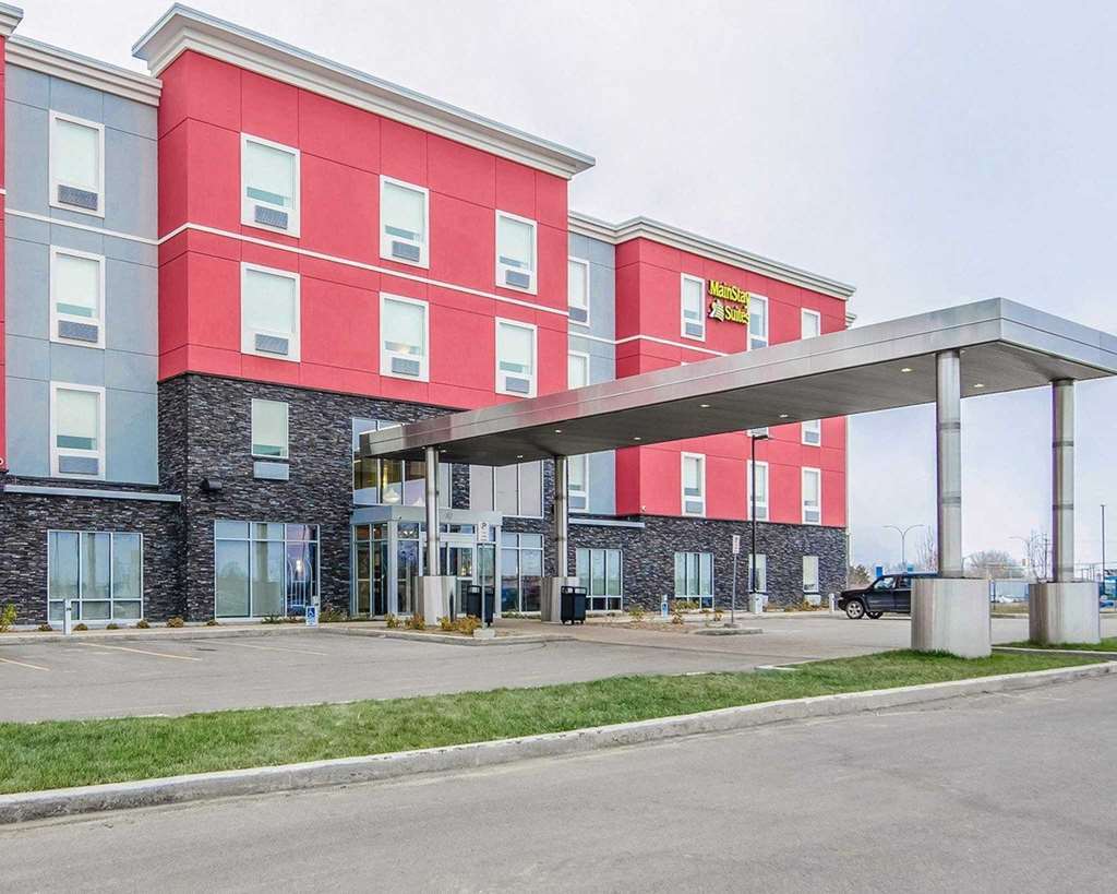 Best Western Plus Airport Inn & Suites Saskatoon Eksteriør billede