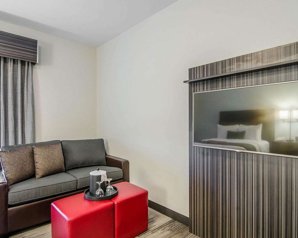 Best Western Plus Airport Inn & Suites Saskatoon Værelse billede