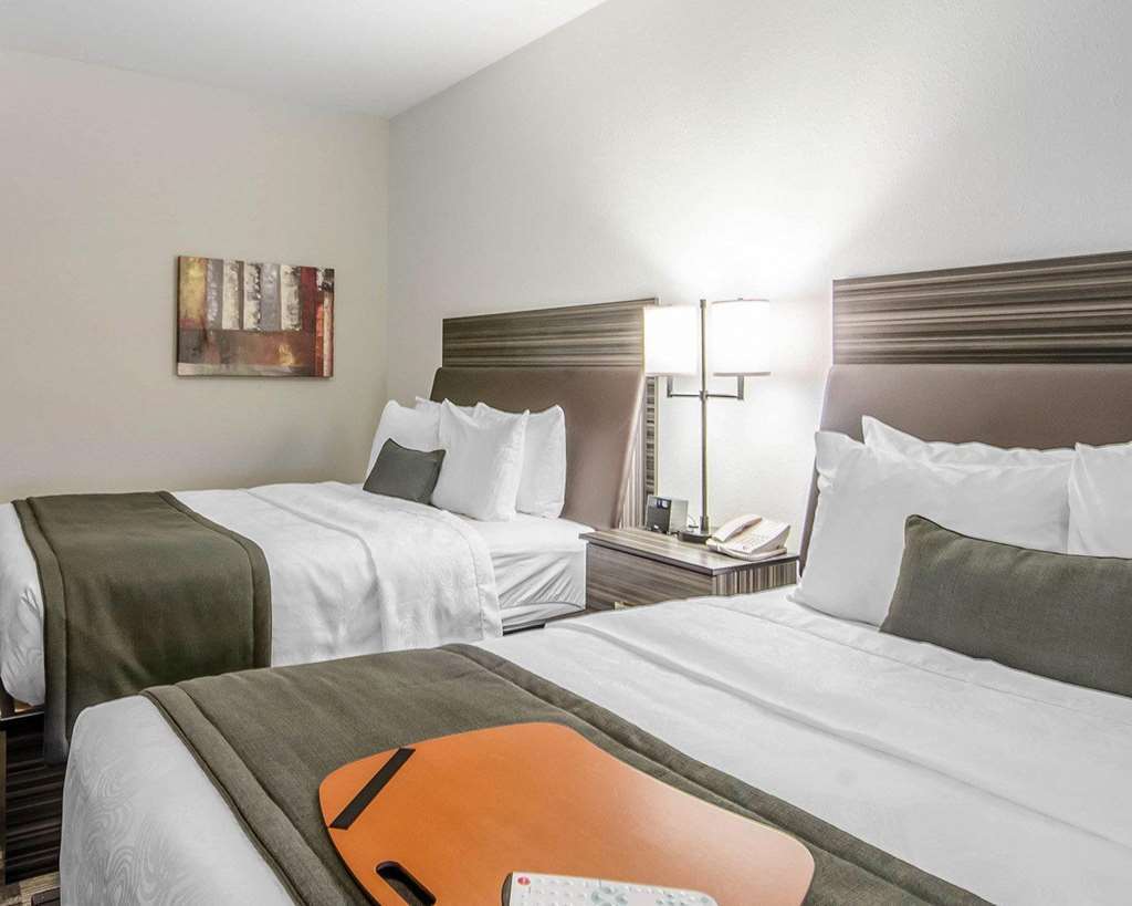 Best Western Plus Airport Inn & Suites Saskatoon Værelse billede