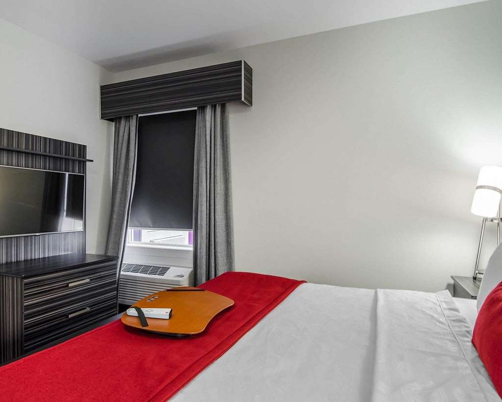 Best Western Plus Airport Inn & Suites Saskatoon Værelse billede