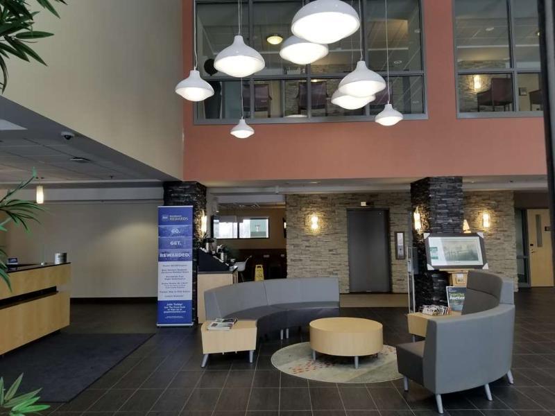 Best Western Plus Airport Inn & Suites Saskatoon Eksteriør billede